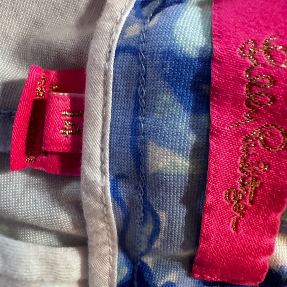 Scalloped leg 5 inch Lilley Pulitzer shorts EUC - Picture 3 of 3